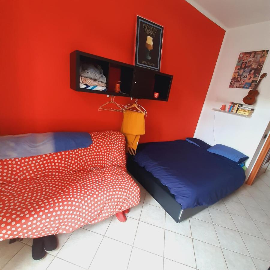 Cozy Room Stanza Close City Center In A Family House Stanza In Appartamento Condiviso Noi Viviamo In Casa Stanza In Affitto Turin Exteriör bild